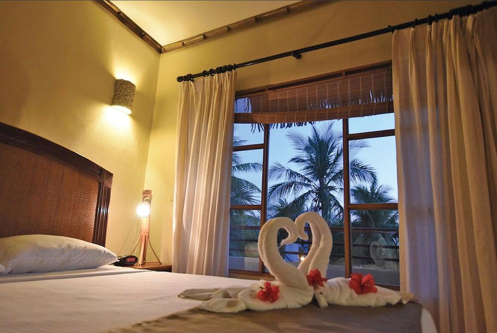 Hotel Canciones Del Mar - Beachfront Jacó Extérieur photo
